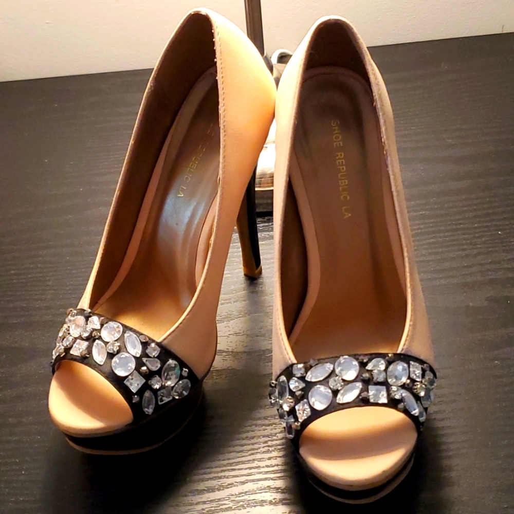 Shoe Republic LA Peach Rhinestone Heels
